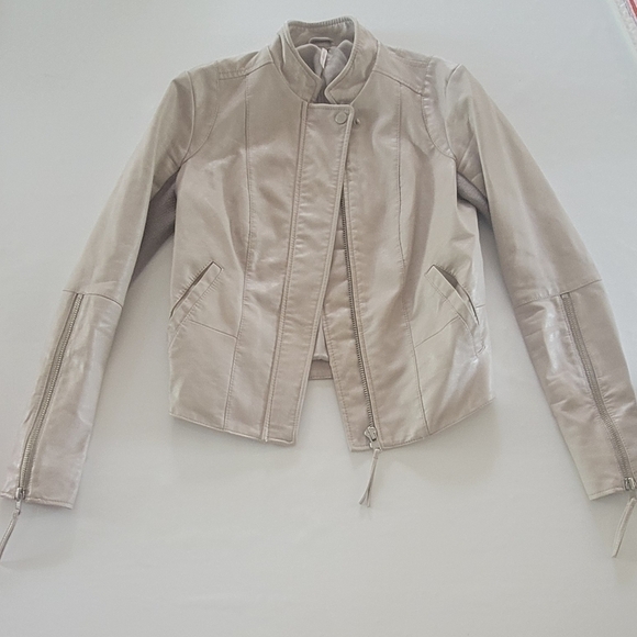 Free People - HOST PICK Cool and Clean Vegan Suede Moto Jacket in Ivory - Picture 2 of 8